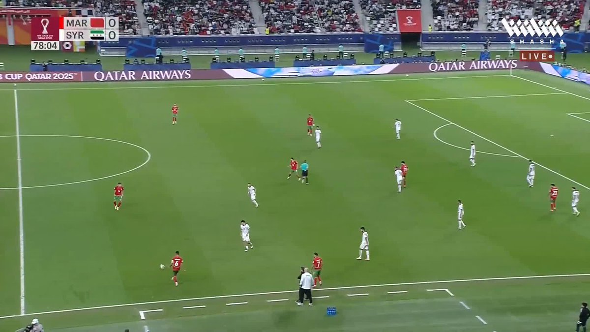 فريد مجيد: منتخب المغرب سيتأهل إلى نهائي #كأس_العرب_على_شاشا 🇲🇦💫 تابعوا الاستوديو التحليلي لمواجهة الأردن والعراق 🏆✨ يمكنكم مشاهدة المباريات مجاناً وبدون تسجيل دخول 📺