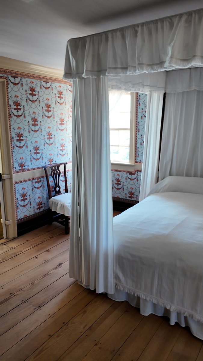 🛏️ Return to 1799: The Washingtons’ Bedchamber Reopens in Historic Detail