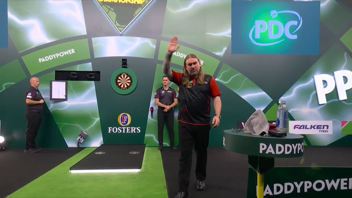 SEARLE STORMS INTO ROUND TWO! Ryan Searle dispatches Chris Landman in brutal style! The Somerset star rattles off three straight sets in quick-fire fashion to send the Dutchman crashing out... 📺 #WCDarts | R1