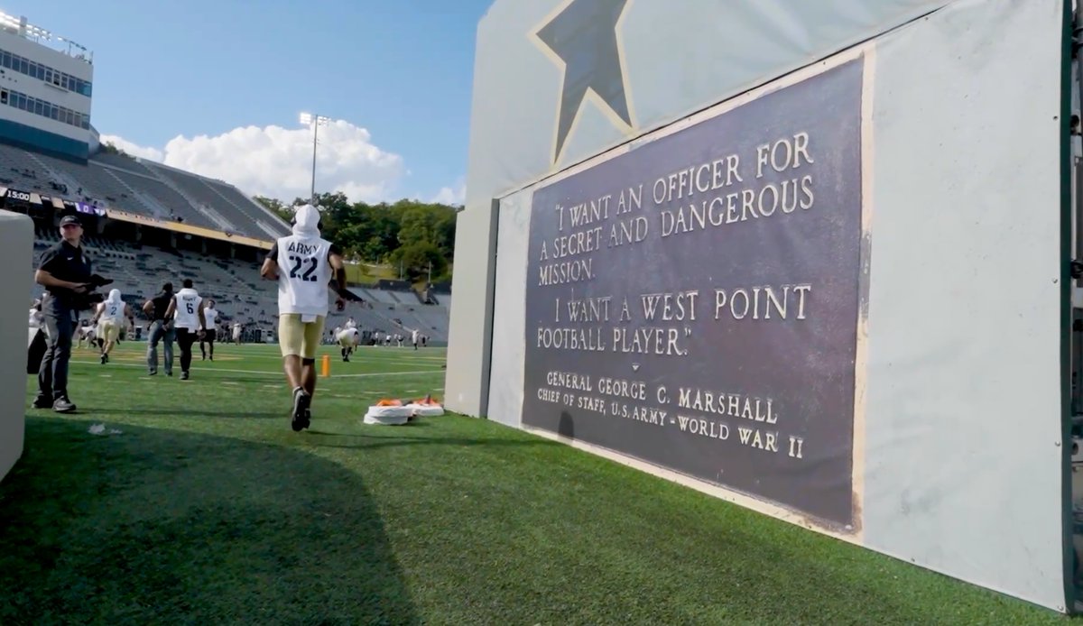 The right time. The right place. The right people. When David Denton crashed his car in August, he was pulled out of the wreckage before it was engulfed in flames by Army Football's Larry Pickett, Jr and his dad. For Pickett, it was an act of heroism that embodied everything he's believed in his entire life.