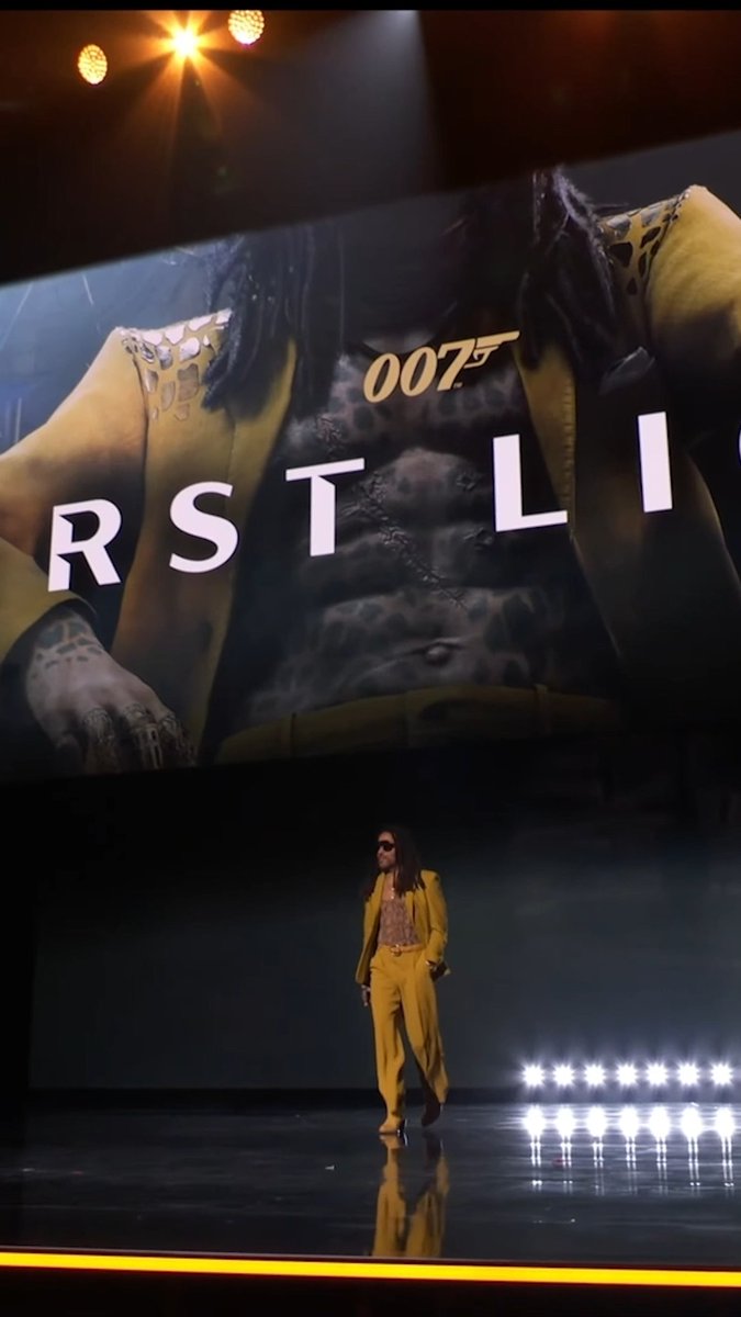 Where other see chaos, Bawma sees freedom. Lenny Kravitz took to the stage at this year's Game Awards to talk about his deput video game performance as Bawma in #007FirstLight. Pre-order now and get a free Deluxe Edition Upgrade. Lenny Kravitz #EarnTheNumber #LennyKravitz #TheGameAwards