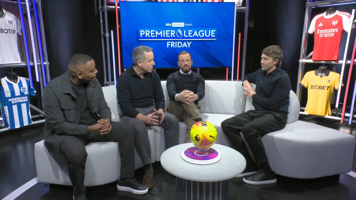 "This could be something that is very short-term" Kaveh Solhekol discusses Arne Slot's decision to put Mo Salah in his Liverpool matchday squad to face Brighton 🔴