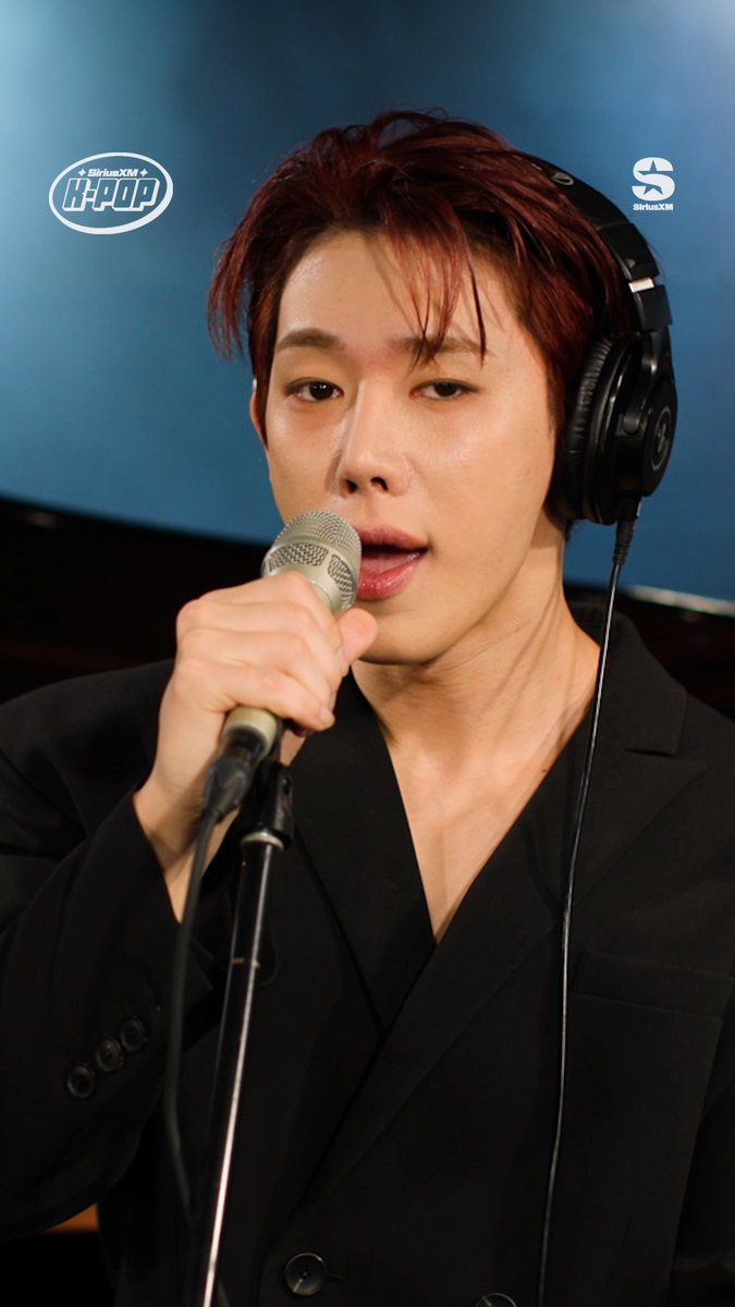 We know we wanna listen to WONHO Official! 🎶