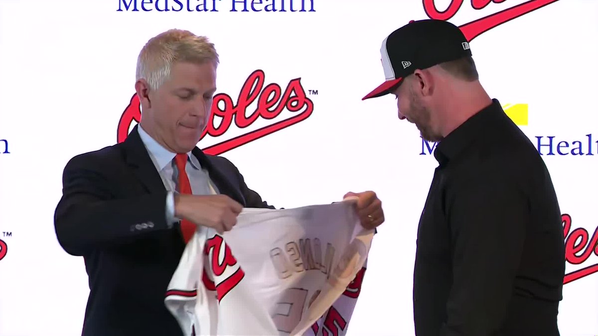 Two things: 1) Pete Alonso going top button-bottom button as his two button choices is psychotic behavior 2) the deafening silence in the room is killing me