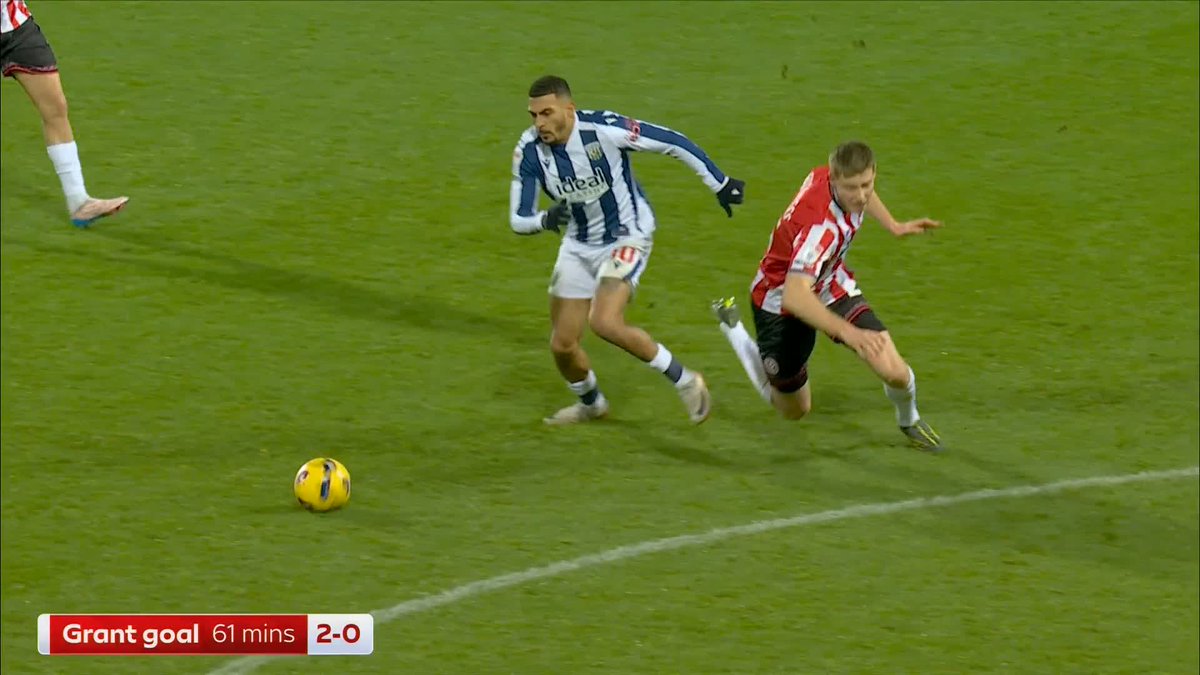 Should Karlan Grant’s goal have stood? 🤔