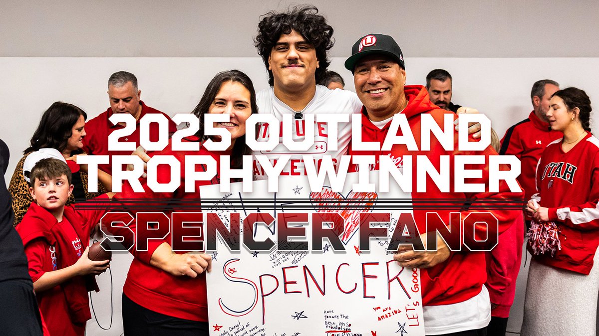 SPENCER FANO IS THE 2025 OUTLAND TROPHY WINNER ‼️ Grab some tissue and watch his family break the news to him🥹 Outland Trophy x Spencer Fano x ESPN College Football