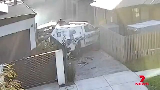 A crazed shirtless driver has escaped police by ramming their patrol car 11 times, then doing a runner. The destructive showdown played out in front of shocked locals on the Mornington Peninsula. Jordy Wright