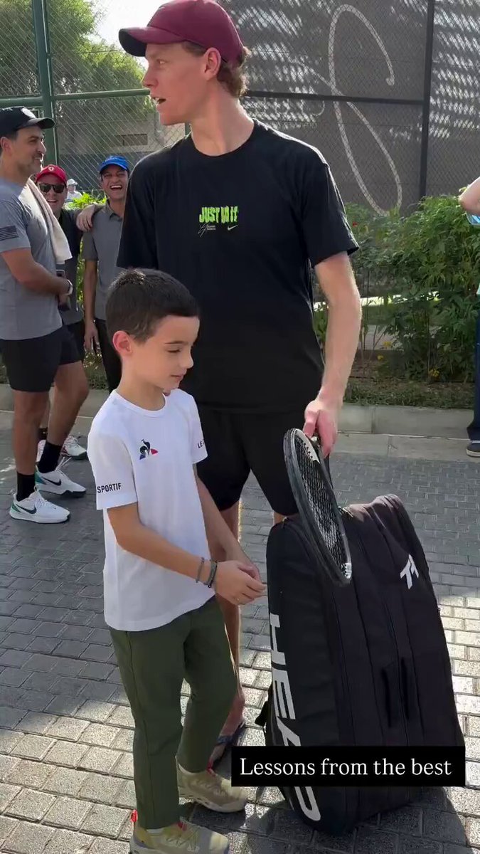 due bimbi💘 (janniksin deve sempre essere il più simpatico)