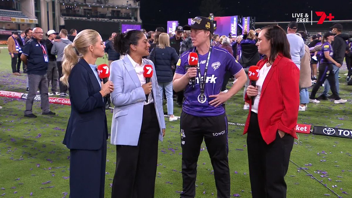 🚨🗣️ "I'm about to go in and tell my team I'm done for the Big Bash. That's me done." - Elyse Villani