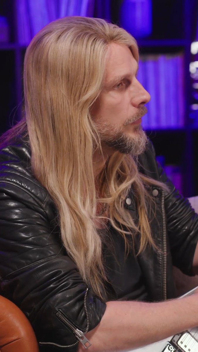 2025 brought an amazing run of new guitars, killer artist interviews, and some of the best tone tips weโve ever sharedโand now weโve put the highlights into one epic post. Watch the top guitar advice and gear moments from the Gibson Gear Guide channel in 2025. โถ๏ธ