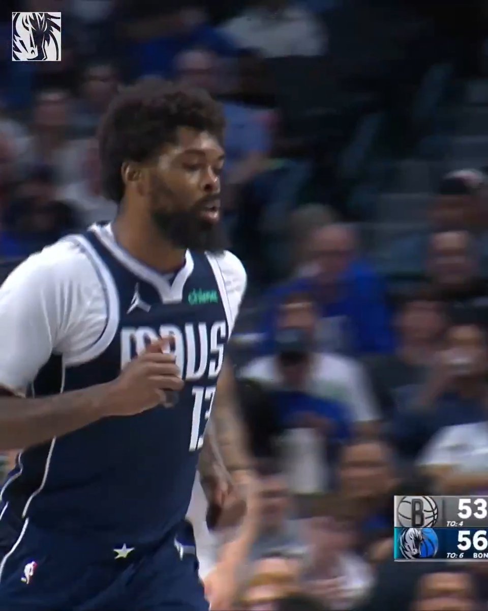 Two-point percentage leaders this season: 1) Gobert - 74.5% 2) Jokic - 70.2% 3) Ayton - 70% 4) Hartenstein - 69% 5) K. Johnson - 67.6% 6) Holmgren - 66.5% 7) Queta - 66.4% 8) Giannis - 65.7% 9) Duren - 65.2% 10) NAJI MARSHALL - 64.9% That’s INSANE 🔪