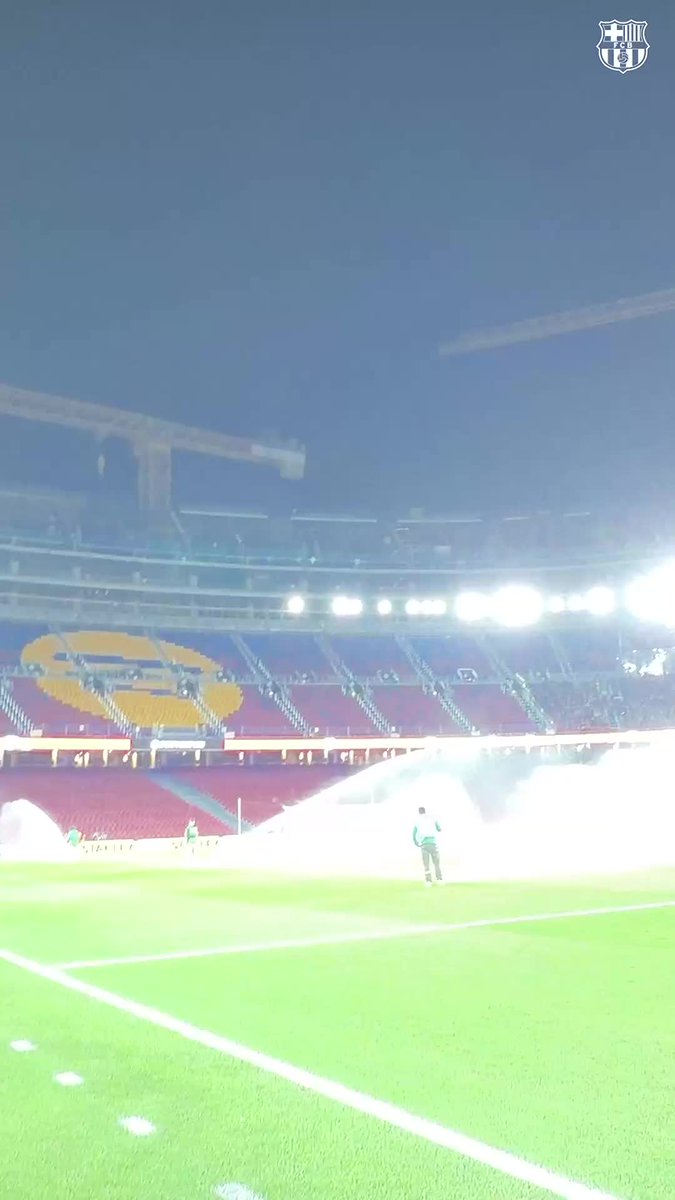 En nada comienza el último partido del año en el Spotify Camp Nou 💙❤️