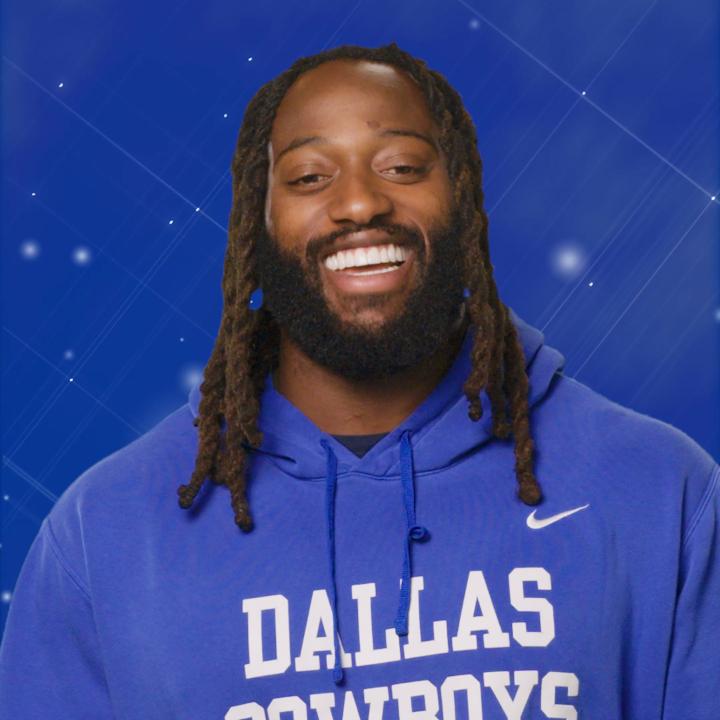 We asked @DallasCowboys players about their favorite Christmas memories, gifts and traditions 🥹❤️