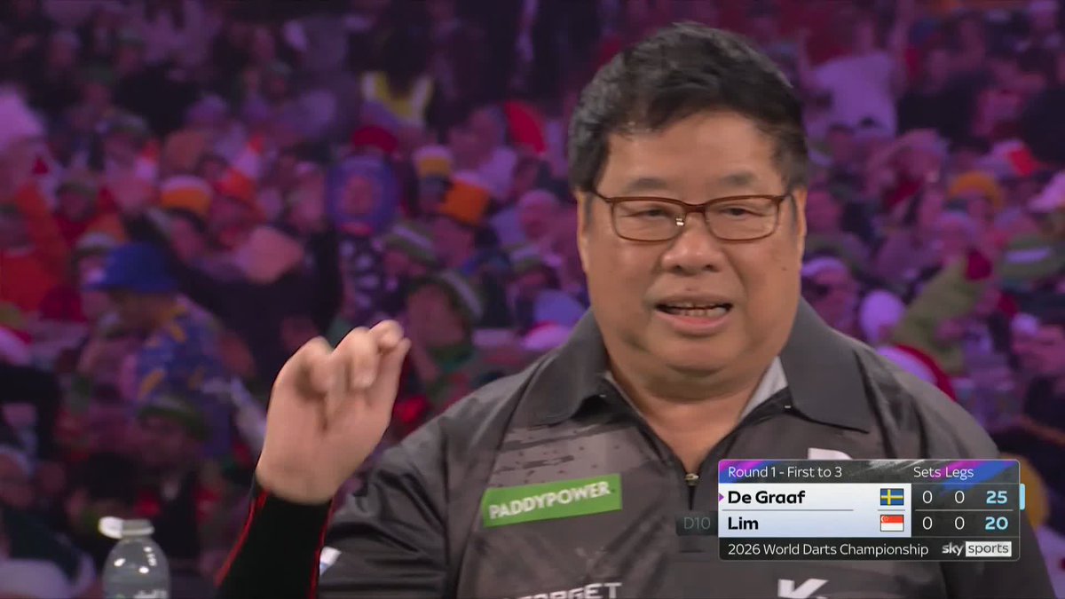 ABSOLUTE LIMS ๐ Paul Lim wins the opening leg against the throw... The 71-year-old is off the mark at Ally Pally! ๐บ #WCDarts | R1