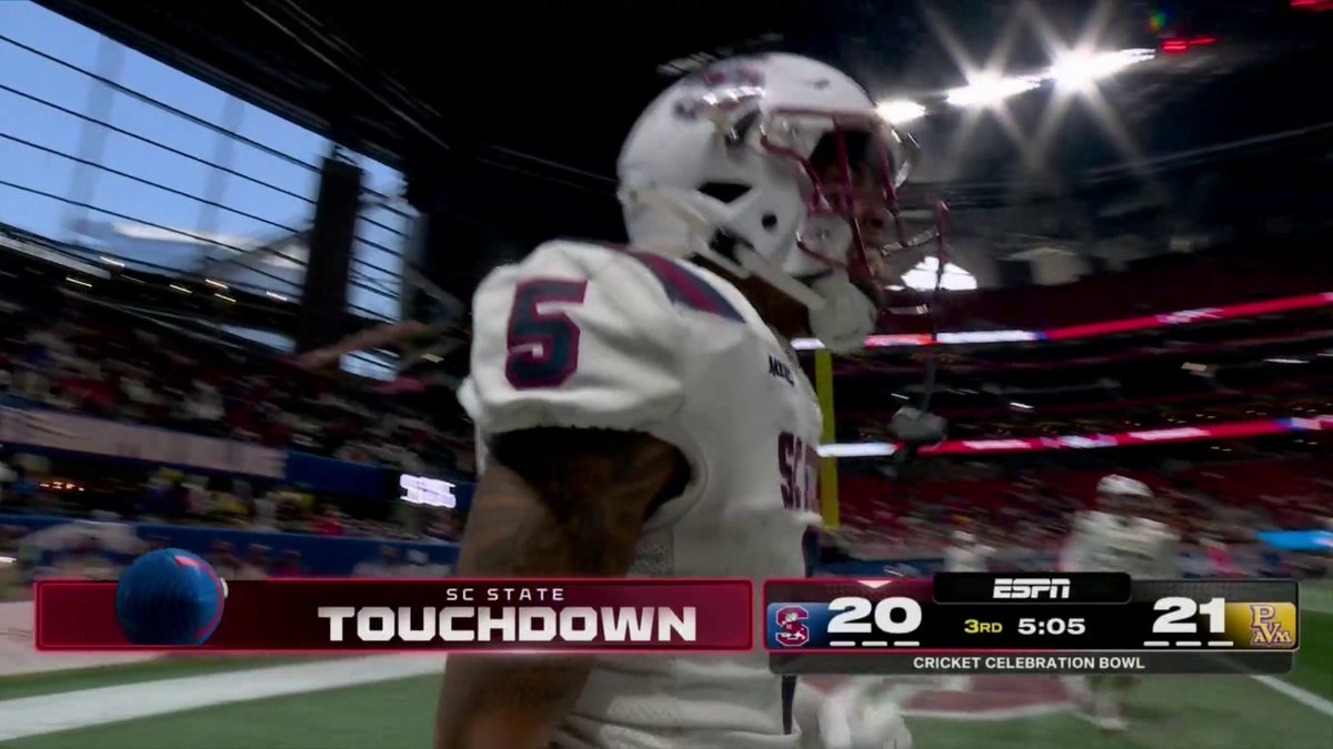 Jordan Smith with back-to-back TDs to tie it up 😱 Watch the Cricket Celebration Bowl on ABC and the ESPN App NOW 🍿