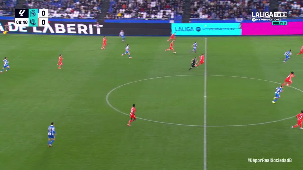 YEREM𝑨𝒀😳 NO NOS TIENE ACOSTUMBRADOS A QUE ESAS JUGADAS TERMINEN FUERA🫣 #LALIGAHYPERMOTION