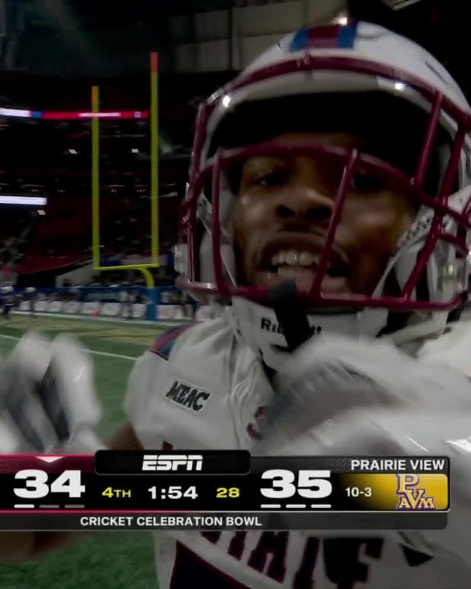THE CRICKET CELEBRATION BOWL IS ALL TIED UP 🍿😱 Watch now on ABC and the ESPN App 👀