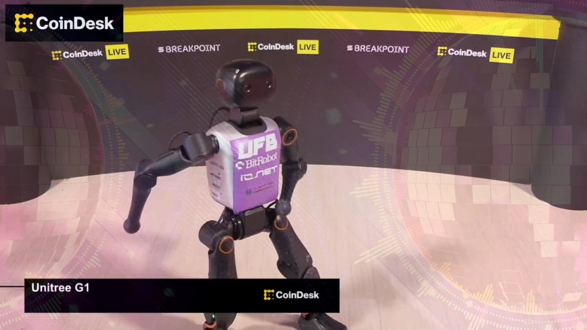 🤖 Michael Cho - Rbt/Acc gives us a glimpse into the future by showing off Unitree G1 dancing at @Solanaconf.