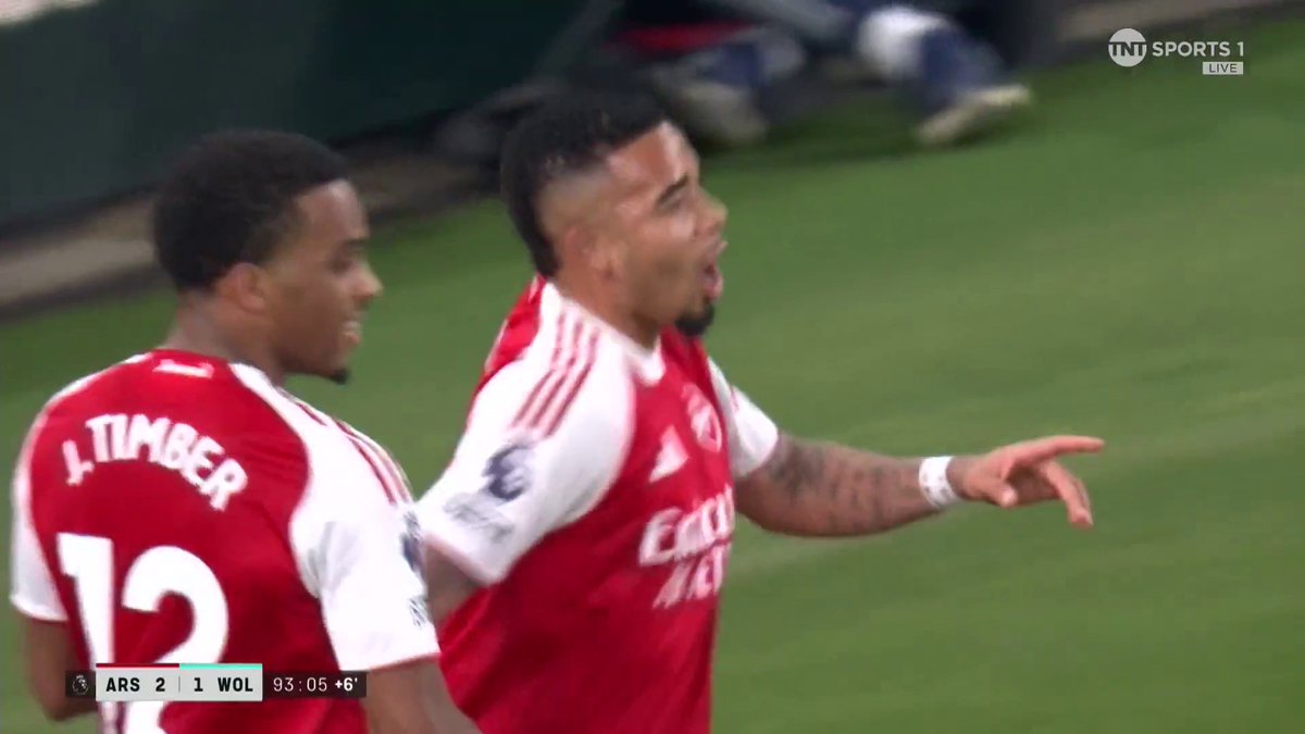 Late drama at the Emirates! Just minutes after Wolves equalise, Arsenal make it 2-1 in the 94th minute 🔥 TNT Sports &amp; discovery+ UK