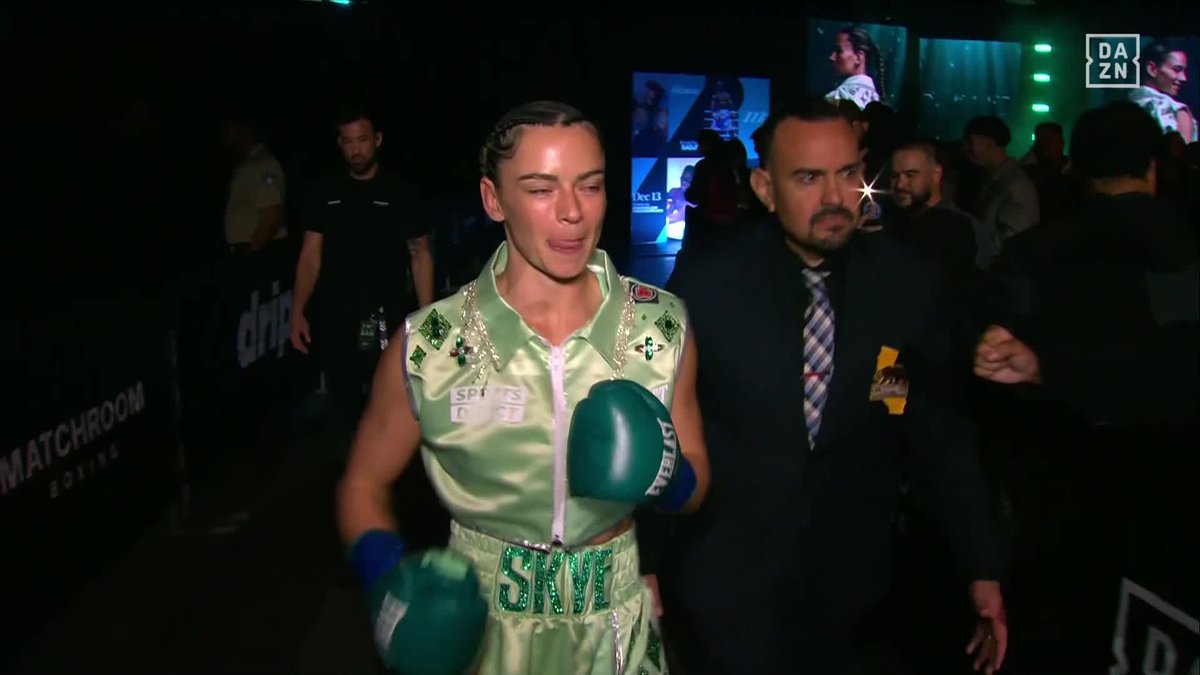 Skye makes her way to the ring 🔥 #PachecoSadjo | LIVE NOW | LIVE on DAZN ⬛