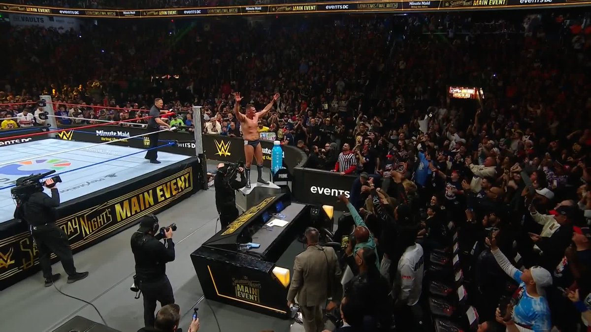 .GUNTHER is mocking the WWE Universe. 😡