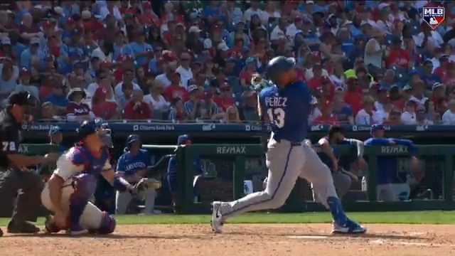 Royals manager Matt Quatraro on Salvador Perez: “It's a generation of people in Kansas City that know nothing other than how great this guy is.” 💙 #MLBTonight | Sage USA
