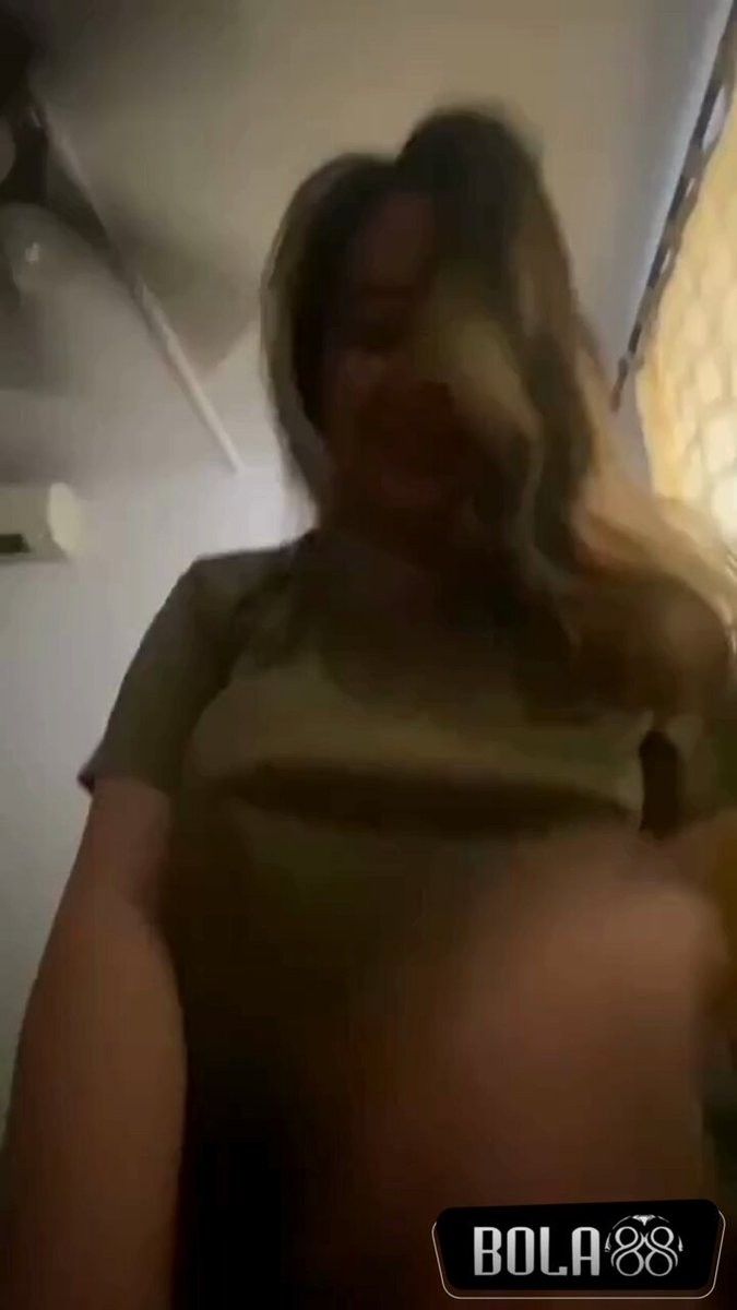 Emang Tobrut lebih Menggoda yah ? Mau video lengkap dan kelanjutannya? Tonton di Bio ✔️ 💎📷 CUAN BESAR DI BOLA88 📷 💎