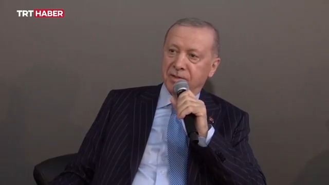 Cumhurbaşkanı Erdoğan, gençlerle bir araya geldi. Gençlik Buluşmaları “Kampüs” programı bu akşam 18.00’de yayınlanacak.