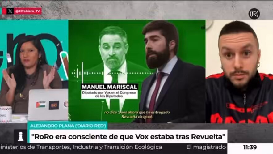 Revuelta es Vox. Y lo que pretende el partido de Abascal es que los tratemos por separado. Uno de los líderes de Revuelta, el neonazi Pablo González Gasca, es el responsable de marketing de Vox. Que no nos tomen por idiotas 👇