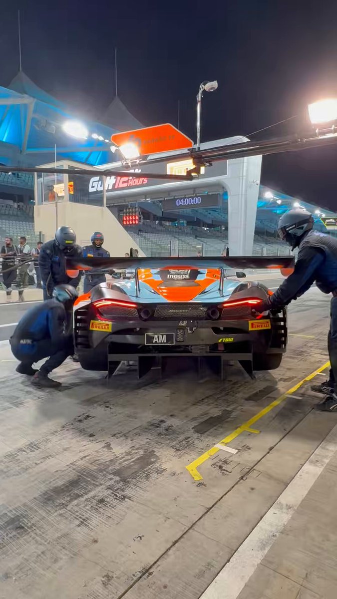 To the grid for part 2️⃣ Four more hours of racing coming right up ⏰💪