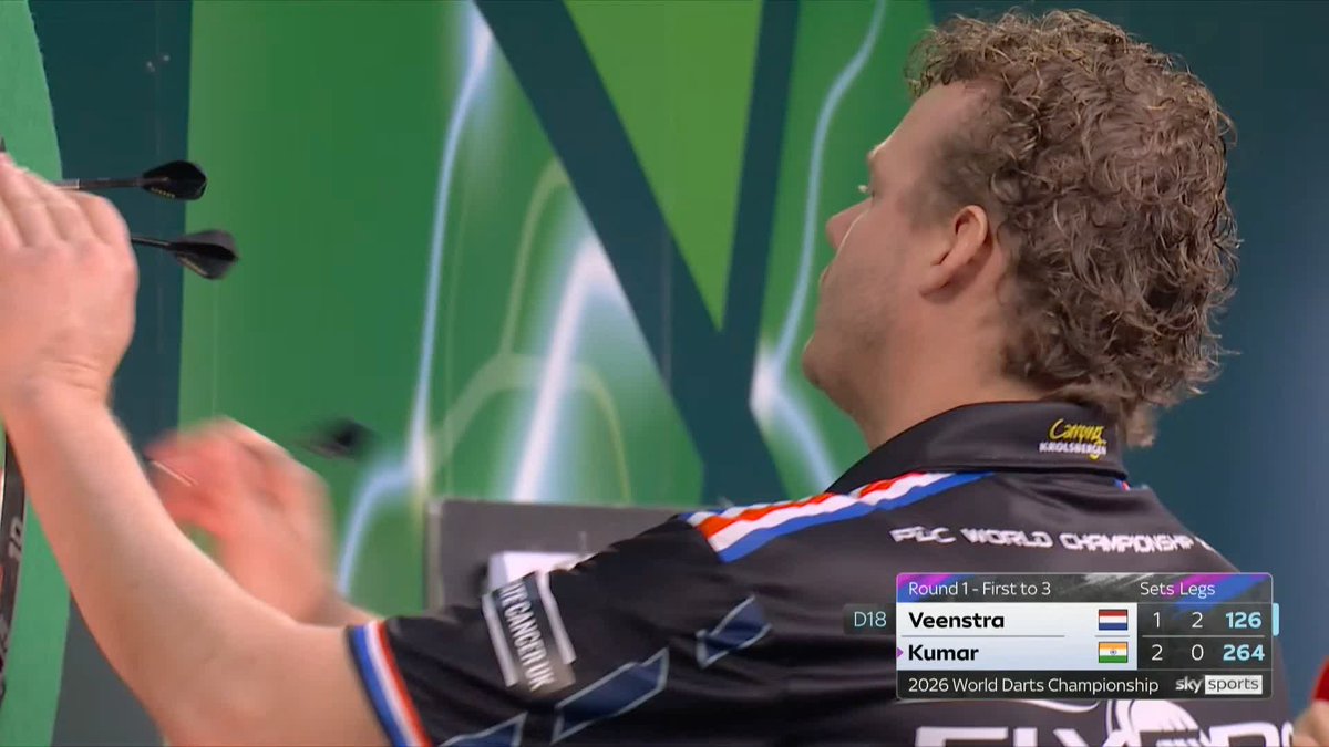 VEENSTRA TAKES US THE DISTANCE! Richard Veenstra takes out his FIFTH ton-plus checkout to take this match to a deciding set! What a contest 😮💨 📺 #WCDarts | R1