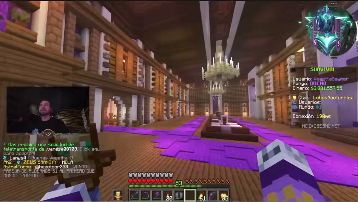 #Vegetta:me he metido esta mañana he visto esto mira que chulo, que han puesto el iconito, aquí las imágenes diferentes, aquí los tótems, nos han puesto a nuestro querido Foolish, a puesto las botas con el gato con botas muy bien traído!