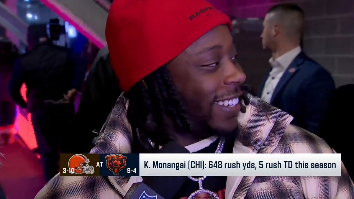 Kyle Monangai talks to StaceyDales about the Bears running attack, Caleb Williams, and dealing with the cold today in Chicago 🥶