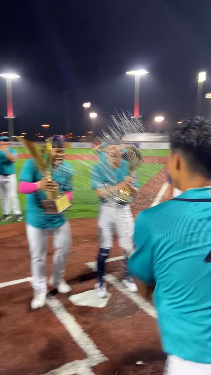 UNITED SERIES CHAMPIONS! 🏆🍾