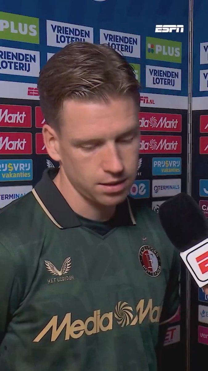 Gijs Smal ziet een 'vicieuze cirkel' aan blessures bij Feyenoord ⭕🏥 "Het probleem is dat jongens die nèt geblesseerd zijn geweest er meteen weer moeten staan" #ajafey