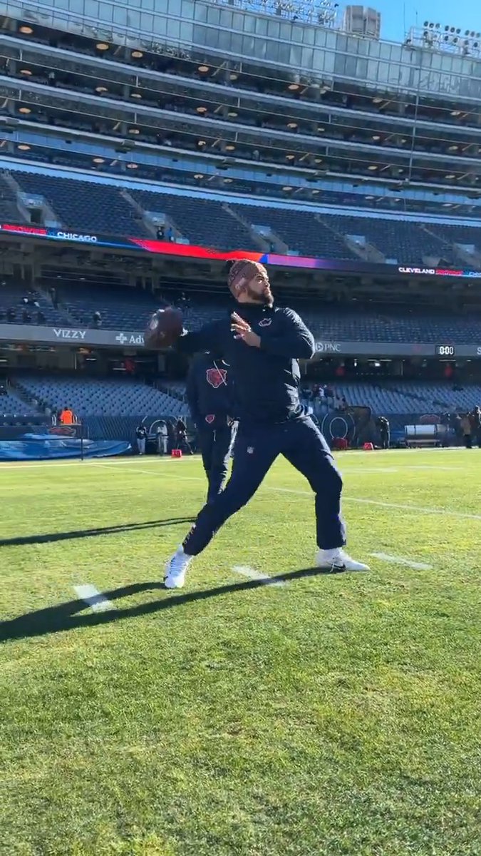 Just a little cold in The Windy City 🥶 CLEvsCHI -- 1pm ET on FOX/FOX One