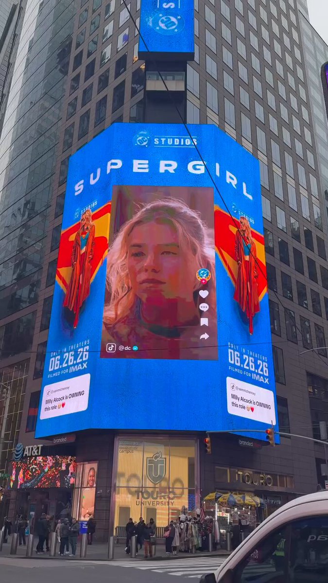 SUPERGIRL promo at TIMES SQUARE