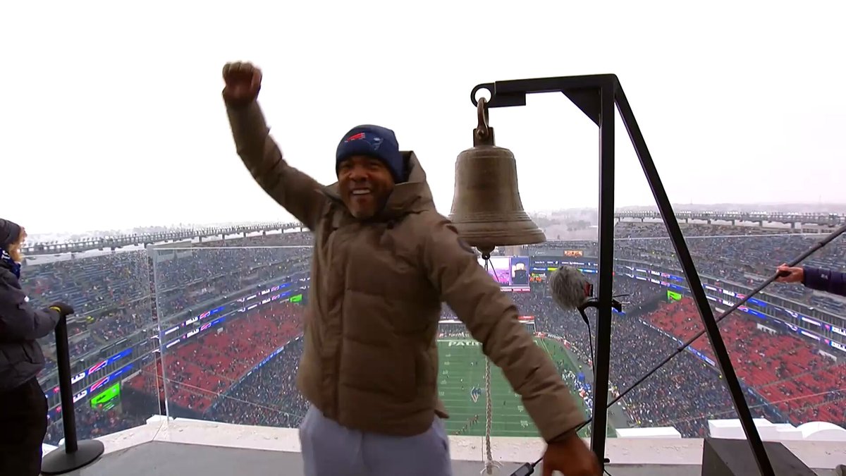 Today’s Keeper of the Light: Lawyer Milloy 🔔