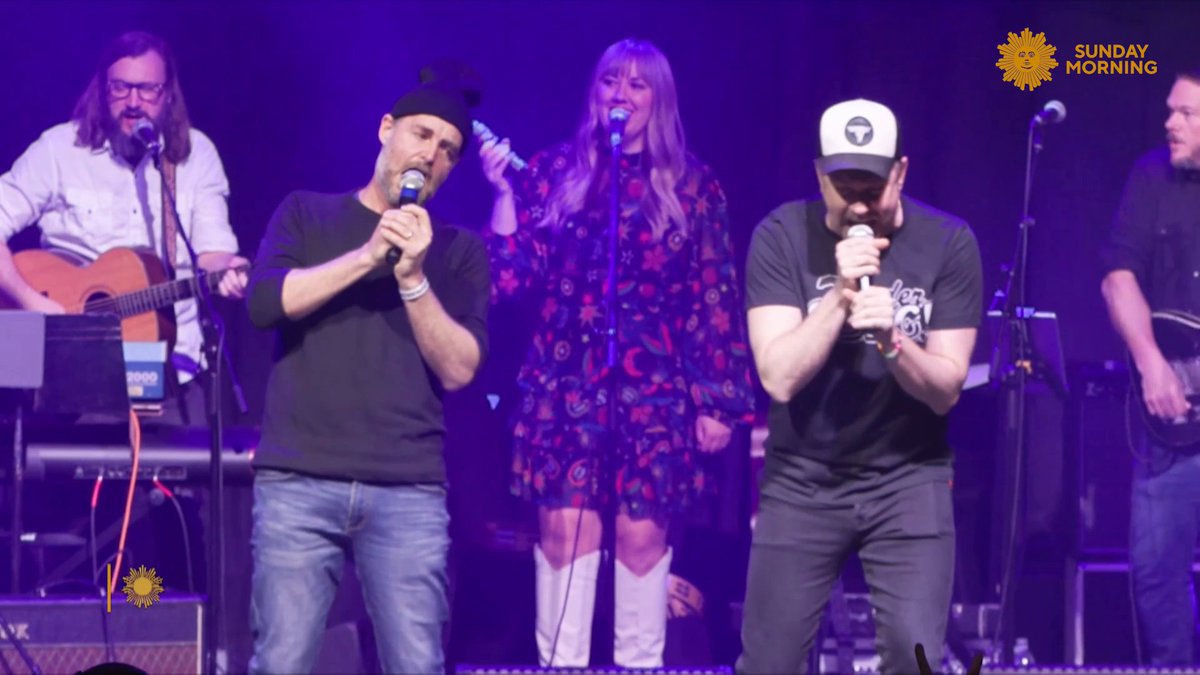 Twenty years ago, when Kansas City musician Billy Brimblecom Jr. was diagnosed with cancer, he went through 13 rounds of chemotherapy and ultimately lost a leg. One of his oldest friends, former "SNL" and "Ted Lasso" star Jason Sudeikis, rallied to his cause, helping raise funds to pay for a prosthetic leg. Since then, Sudeikis, Brimblecom and friends have held an annual fundraiser, called Thundergong, that has helped more than 2,000 amputees all over the country pay for prosthetics through the Steps of Faith Foundation.