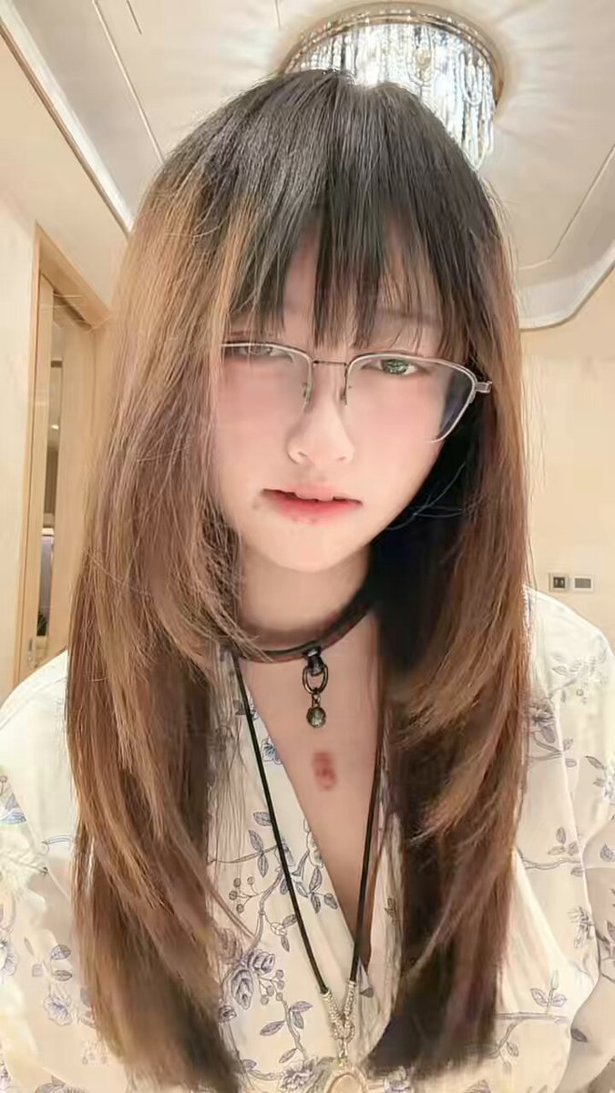 自从现实朋友发现我的推之后，我再也不敢带奇奇怪怪的tag了😧 #分舌