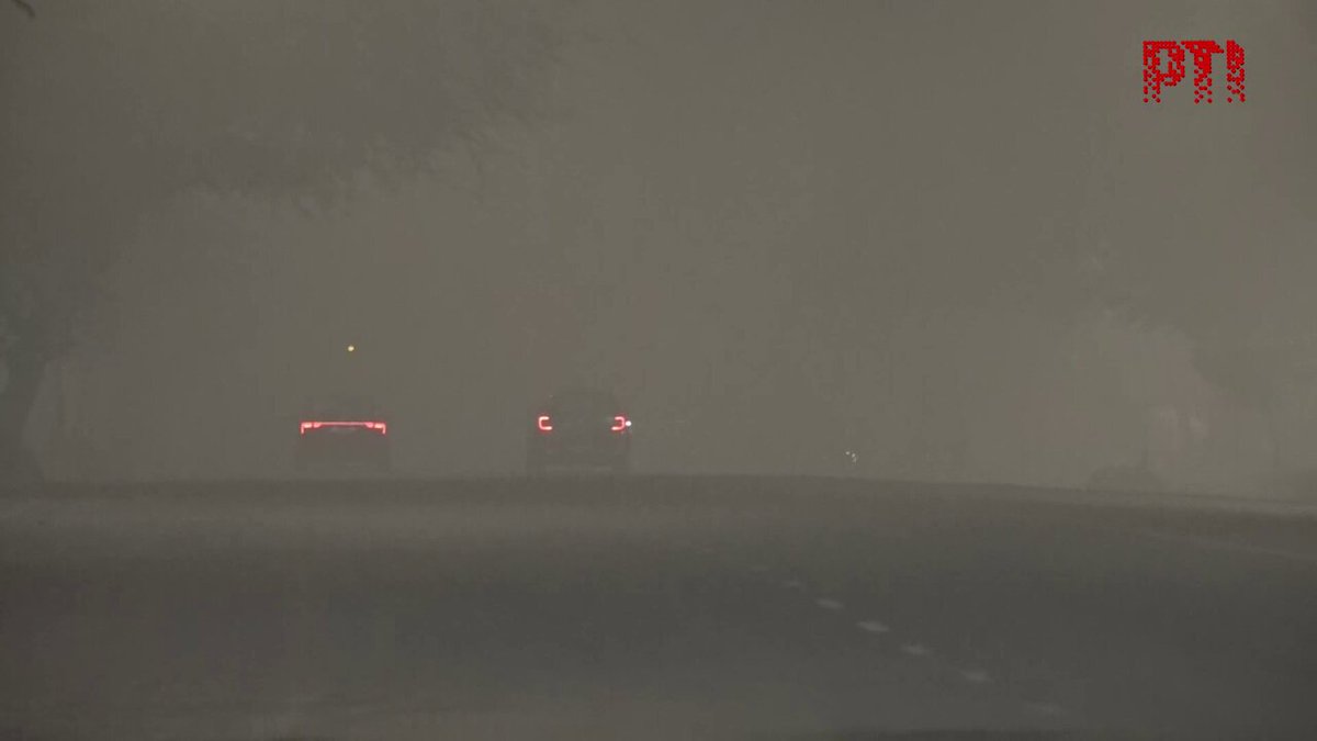 VISUALS FROM DELHI TONIGHT Dear Delhi and World RT this so that it reaches the PM and CM of Delhi !! Delhi is choking and they are clueless This is a Health emergency in INDIA . Help and Resue Delhi and North India