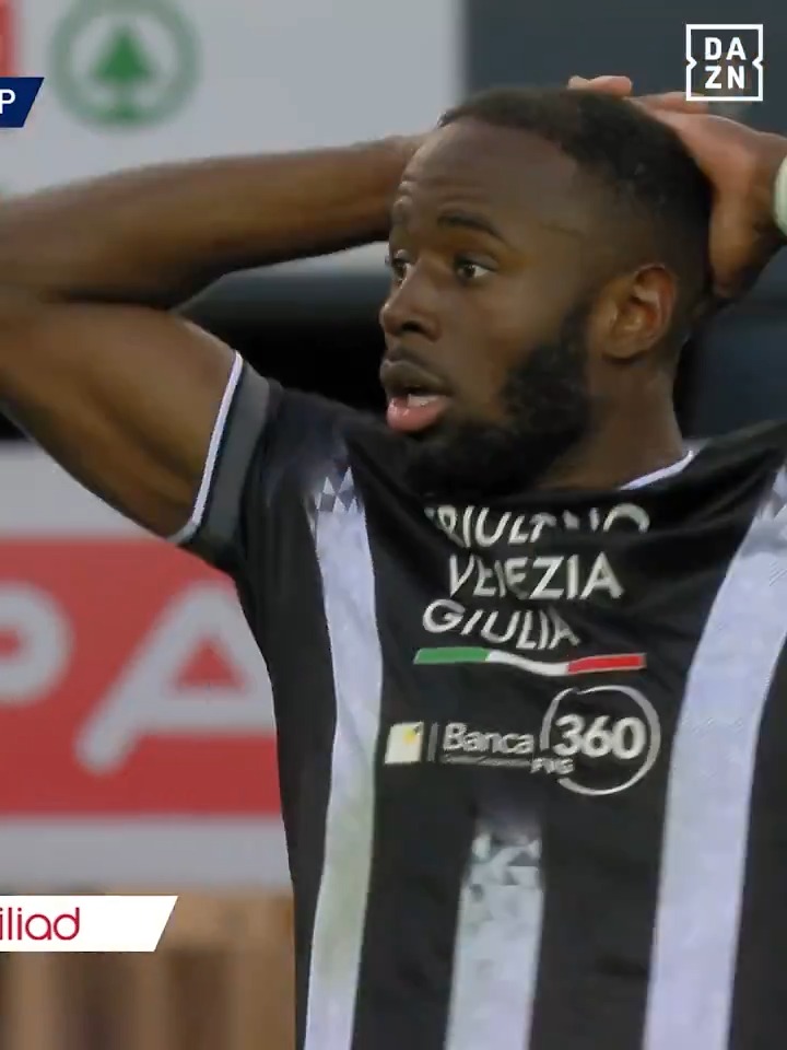 Davis in fuorigioco prima, fallo su Lobotka poi ❌ I due gol annullati all'Udinese ⚪⚫ #UdineseNapoli #SerieAEnilive #DAZN
