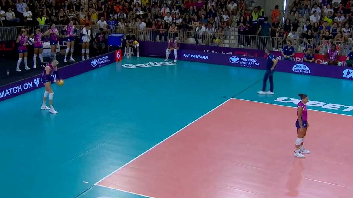 🔥🔥🔥 🇮🇹Antropova'dan setin en kritik yerinde 2 ace 5-0'lık seri 📍Scandicci 24:20'den 25:24 servis turunda öne geçt. Devamında 30-28 seti kazandı