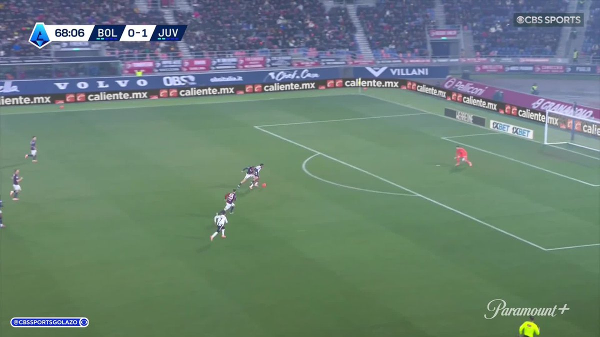 Bologna's task becomes that much harder after Torbjørn Heggem is sent off for the home side 🟥