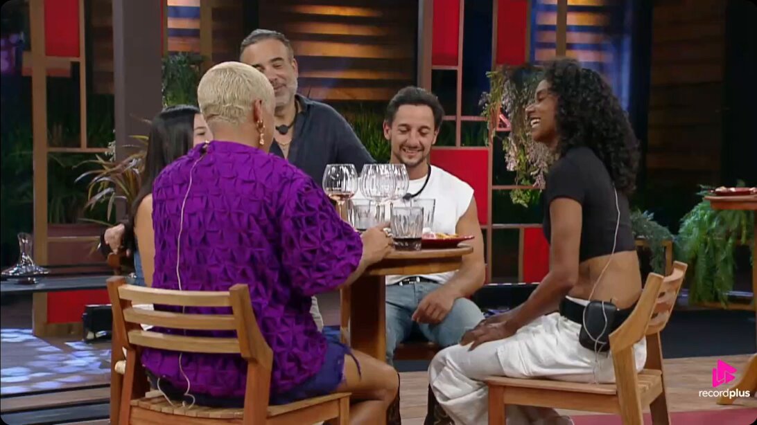 Duda já está se despedindo de Dudu na Roça: "Tchau Dudu!" Mesquita: "Tchau, Dudu. Vaza, Dudu!" #AFazenda