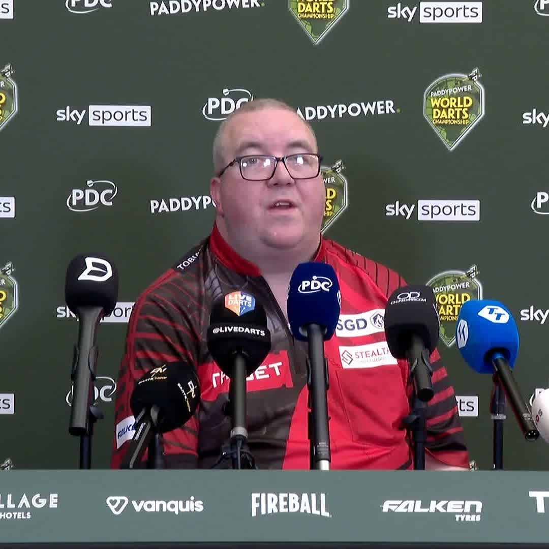 🗣️ "The fans were exceptional throughout the whole game." ❤️ Stephen Bunting pays tribute to the 'Bunting Army' after surviving a major scare in his deciding-set victory against Sebastian Bialecki! #WCDarts