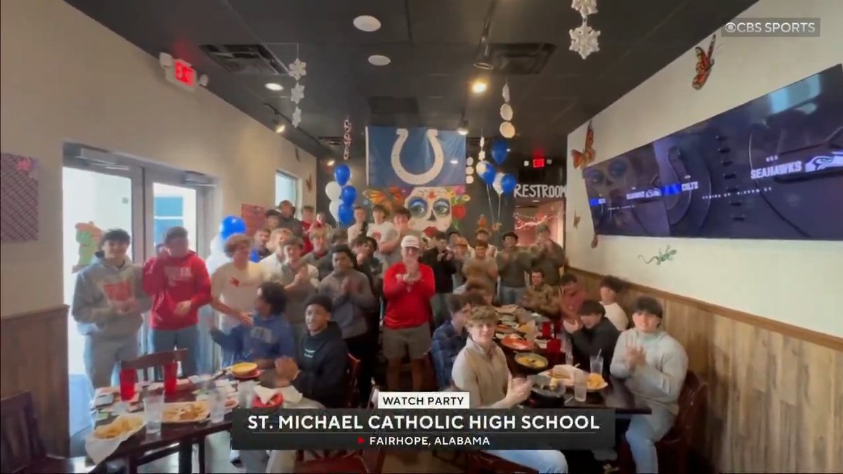 The high school team (St. Michael Catholic) that Philip Rivers coaches has a watch party going on, as CBS shows. Andrew Catalon has the Colts-Seahawks call. 🏈📺🎙️ #NFL