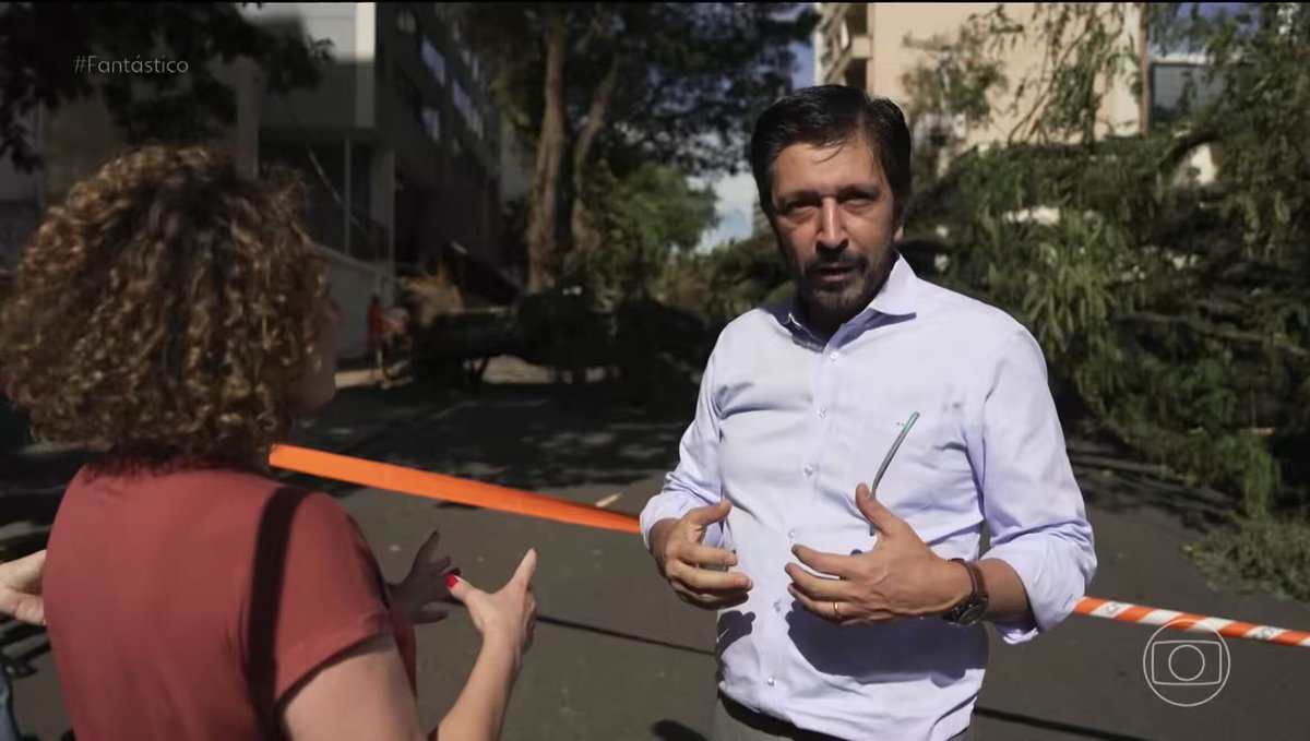 Bom demais ver o Fantástico desmascarar os defensores das privatizações, Tarcísio de Freitas e Ricardo Nunes, por deixarem São Paulo sem energia. O prefeito ainda gaguejou ao ser exposto por não ter feito nada.