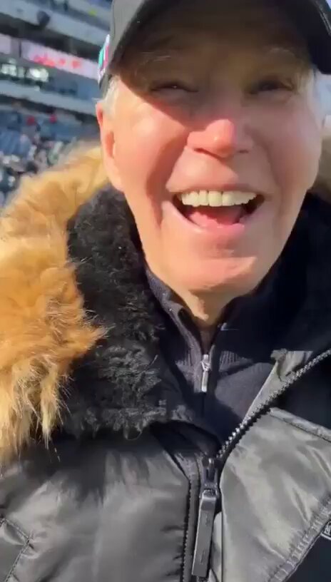 🇺🇸 BIDEN SPOTTED AT EAGLES GAME: “GO BIRDS, MAN!” Biden showed up at today’s Eagles game, decked out in team gear and hyped for another championship run. Philly native, lifelong fan, and clearly still showing up for game day. “Go Birds, man! All the way, we gotta win the Super Bowl again.” Source: FOX Sports: NFL, Chris D. Jackson