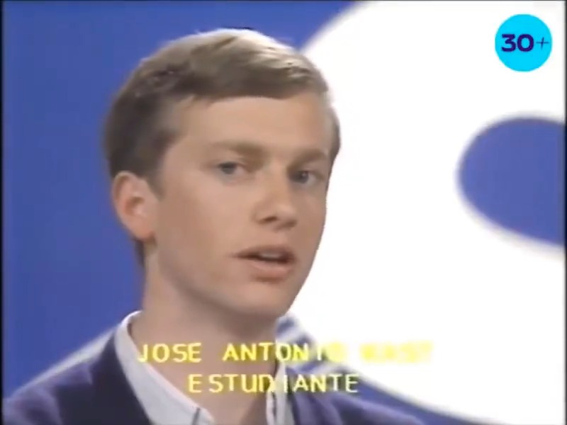 José Antonio Kast es el nuevo presidente electo de Chile. Fue el portavoz juvenil del Sí por Pinochet. 99,5% escrutado: JEANNETTE JARA 5.205.791 41,83% JA KAST 7.240.006 58,17% #Eleccioneschile2025
